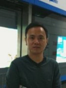 杨旭 照片