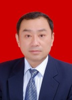 李龙 照片
