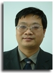 席保锋 照片