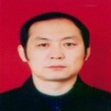 谢明 照片