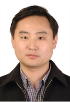 黄华 照片