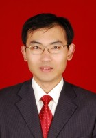 杨清宇 照片