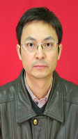 董建园 照片