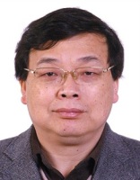 黄明华 照片
