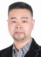 雷霖 照片