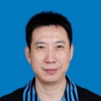 王磊 照片