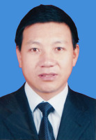 戴俊 照片