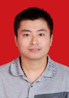 李红岩 照片