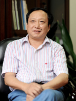 曾平 照片
