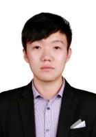 何延龙 照片