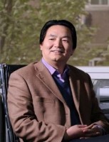 彭勇 照片