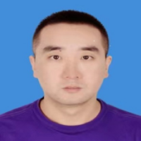 曲冠政 照片