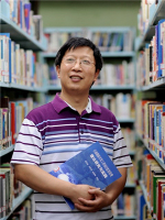 谭成仟 照片