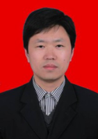 韩小龙 照片