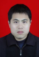 于秋硕 照片