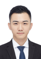 卢冰 照片