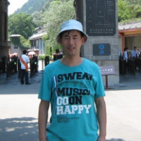 王建 照片