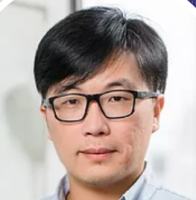 陈国梁 照片