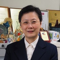 任咏华 照片