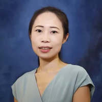 卢怡君 照片