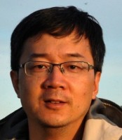 李炜东 照片