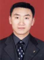 罗建 照片