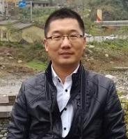 韩剑 照片