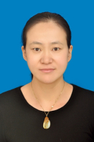 李琳 照片