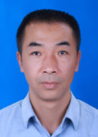 陈阳 照片
