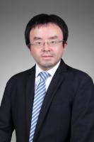 梁浩 照片