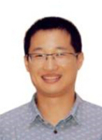 卢玉明 照片