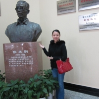 杨志敏 照片