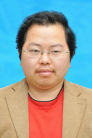 周明震 照片