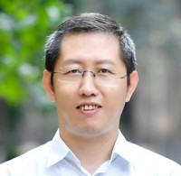 卢春明 照片