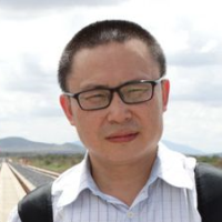 戴若愚 照片