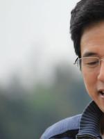 何德文 照片