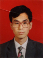黄整 照片