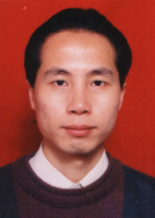 李异 照片