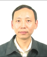 李良 照片