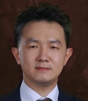 李燃 照片