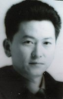 王立品 照片