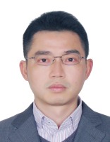 谢东 照片