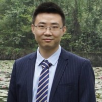 谢辉 照片