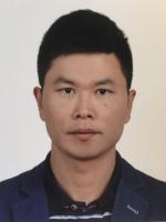 占曙光 照片