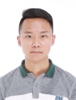 黄盛 照片