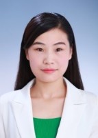 任妍君 照片