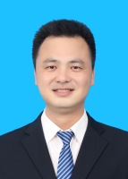 刘云 照片