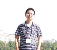 吕铭 照片