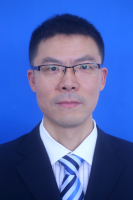 李毅 照片