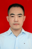 陆汛 照片